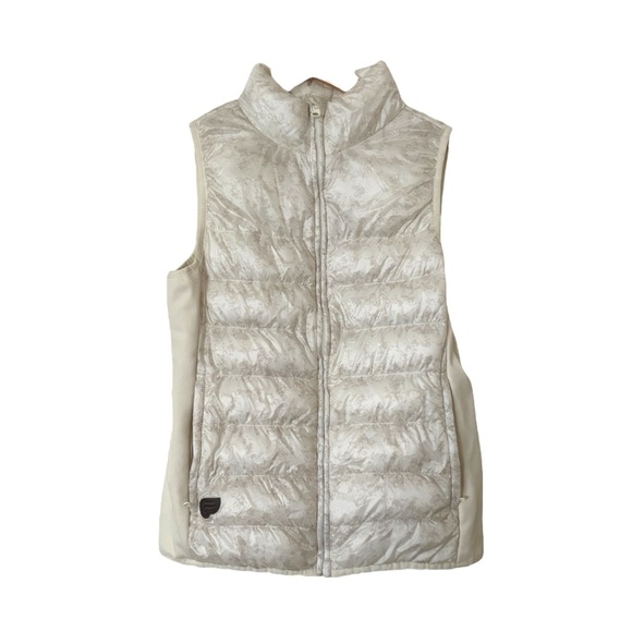 Fabletics Cream Puffer Vest - Picture 2 of 6